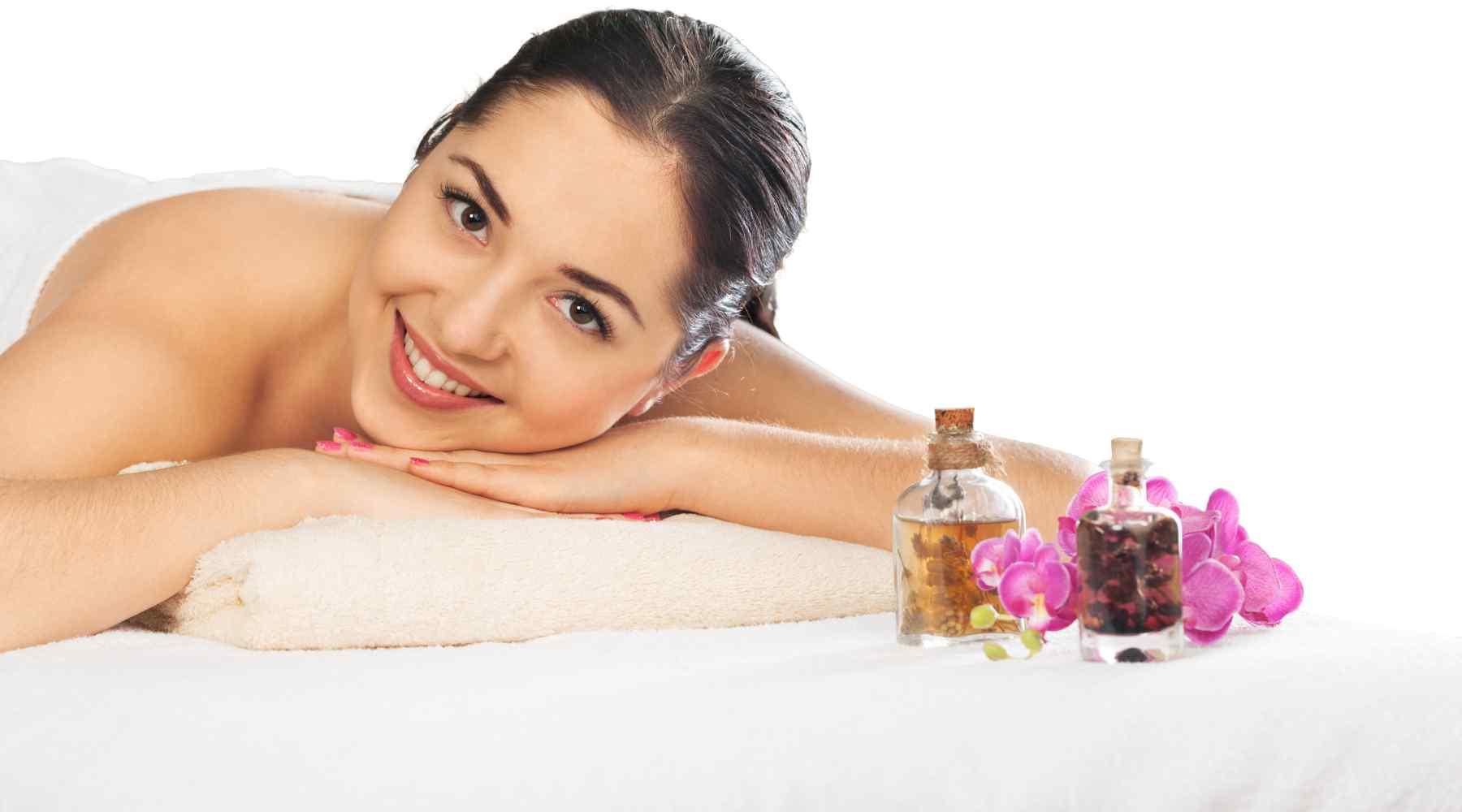 Unlocking Lemon Essential Oil Benefits for Skincare: A Comprehensive Guide - featured image