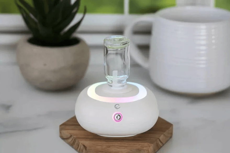 How Do Essential Oil Diffusers Work: Unveiling the Magic of Aromatherapy - featured image